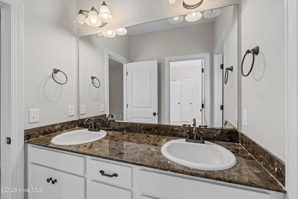 2318 Malone Way Evans, GA 30809
