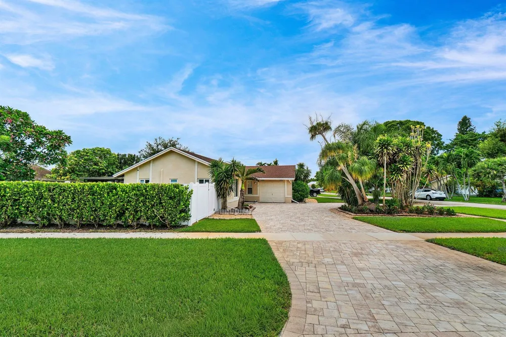 9396 GETTYSBURG ROAD Boca Raton, FL 33434