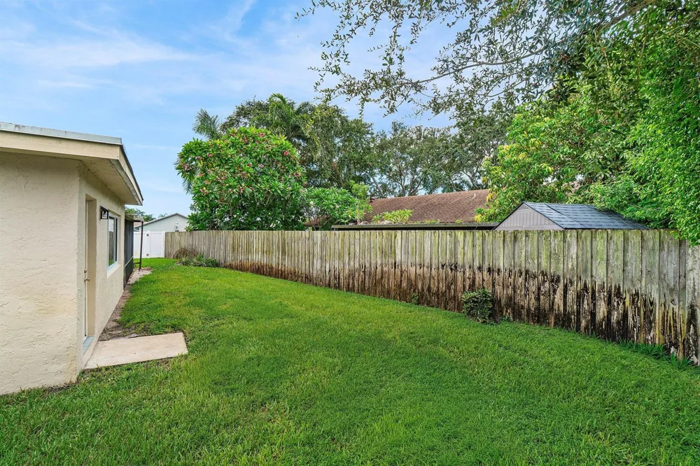 9396 GETTYSBURG ROAD Boca Raton, FL 33434