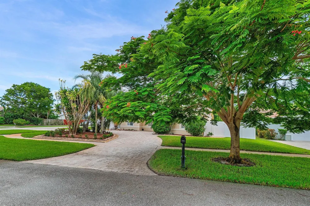 9396 GETTYSBURG ROAD Boca Raton, FL 33434