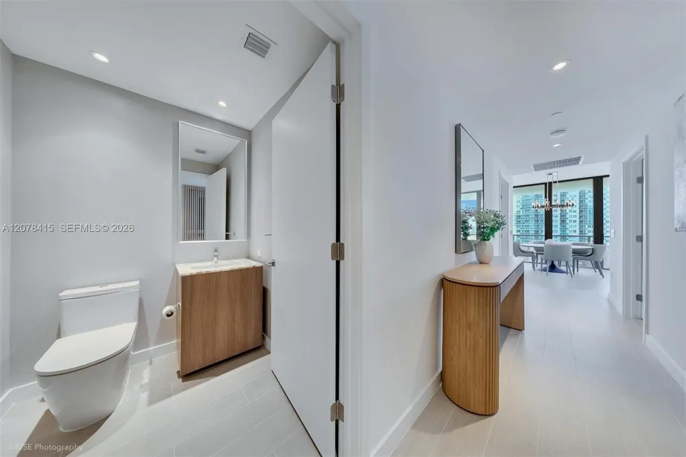 500 ALTON RD #1405 Miami Beach, FL 33129
