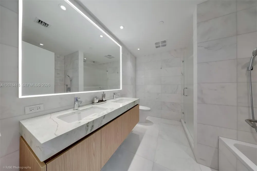 500 ALTON RD #1405 Miami Beach, FL 33129