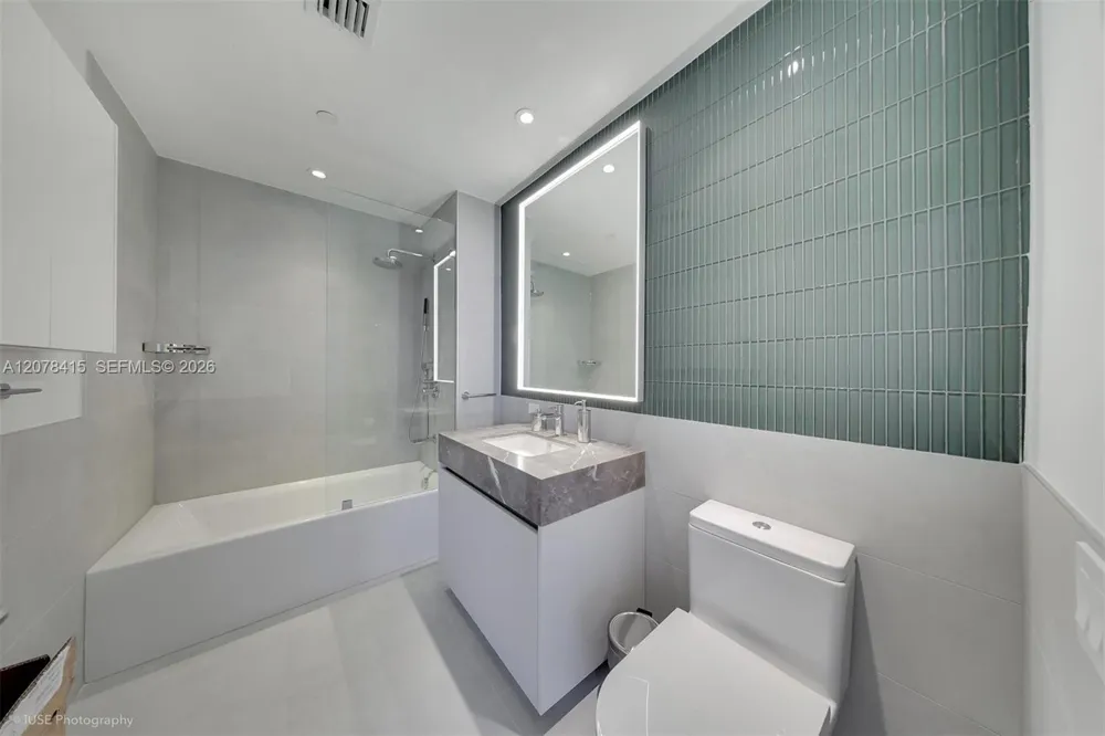 500 ALTON RD #1405 Miami Beach, FL 33129