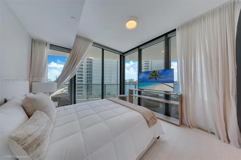 500 ALTON RD #1405 Miami Beach, FL 33129