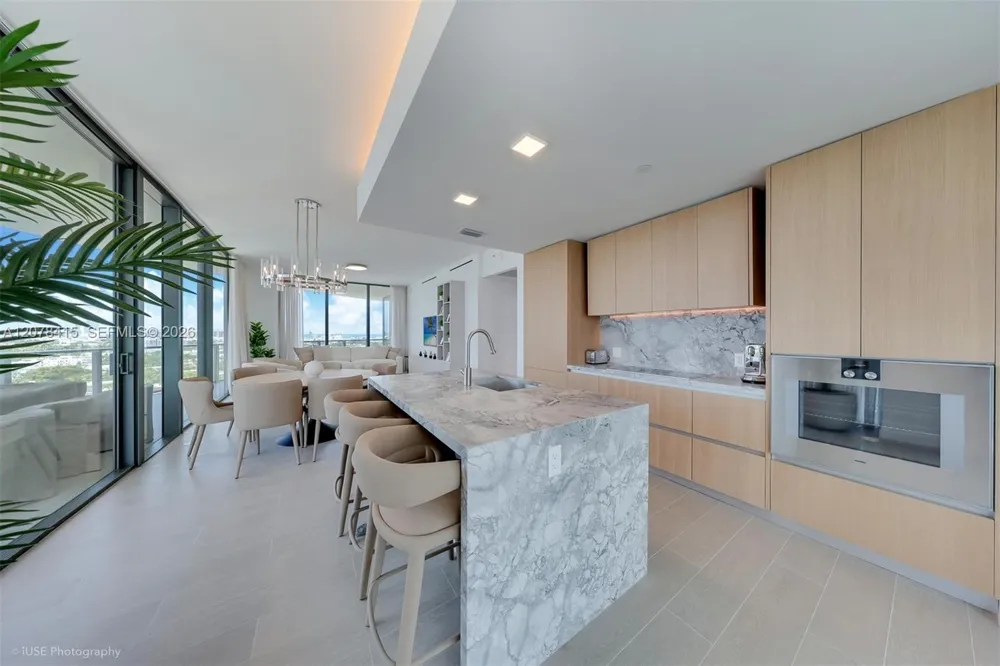 500 ALTON RD #1405 Miami Beach, FL 33129