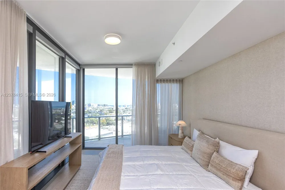 500 ALTON RD #1405 Miami Beach, FL 33129