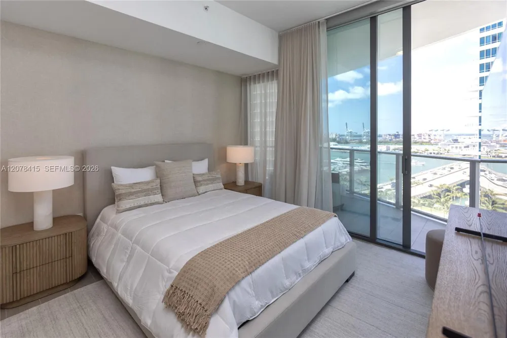 500 ALTON RD #1405 Miami Beach, FL 33129