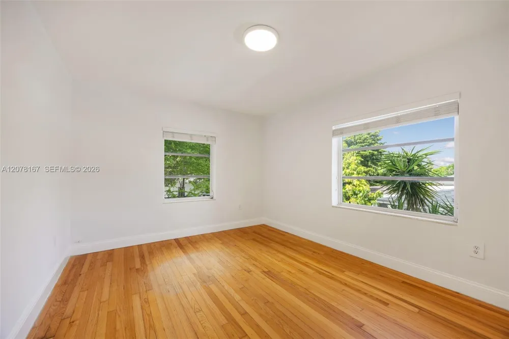 2332 SW 26th Ln Miami, FL 33133