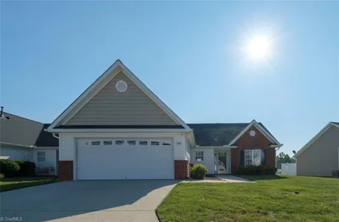 303 Locksley Court