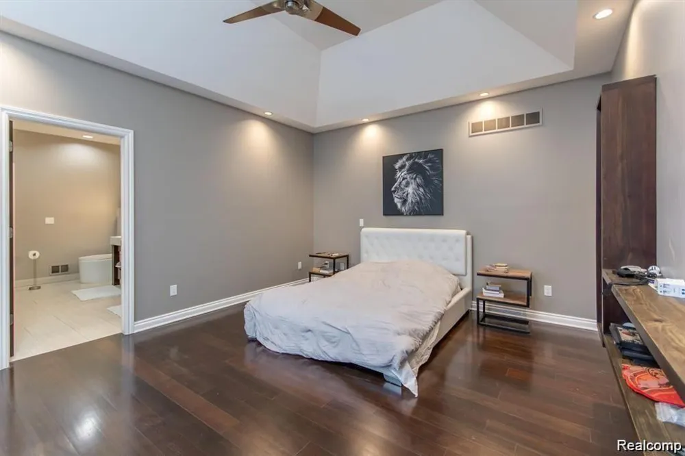 1265 Old Colony Lane Canton Charter Township, MI 48187