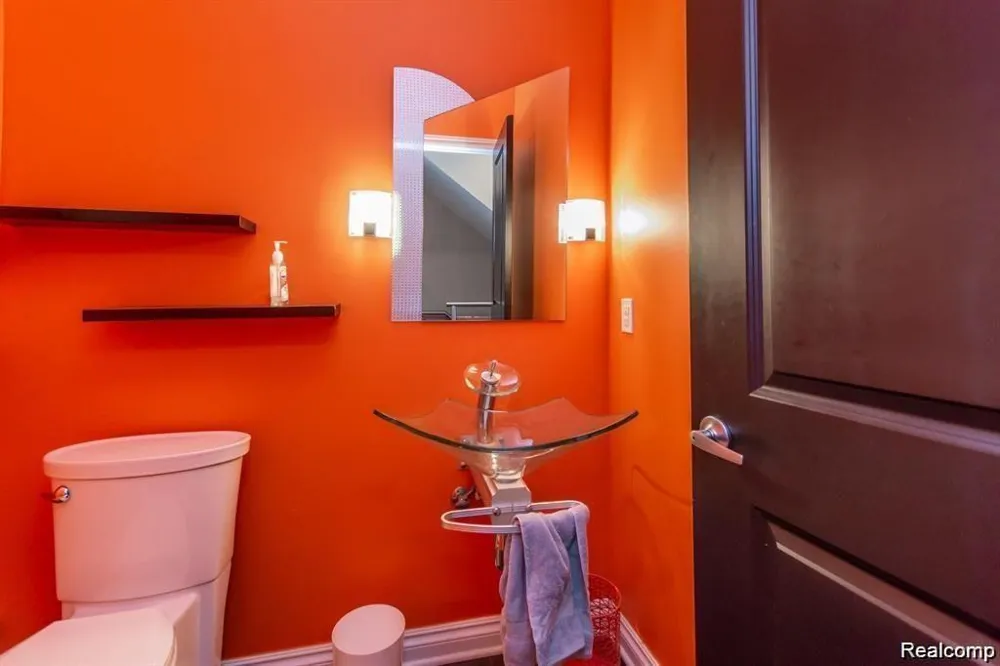 1265 Old Colony Lane Canton Charter Township, MI 48187