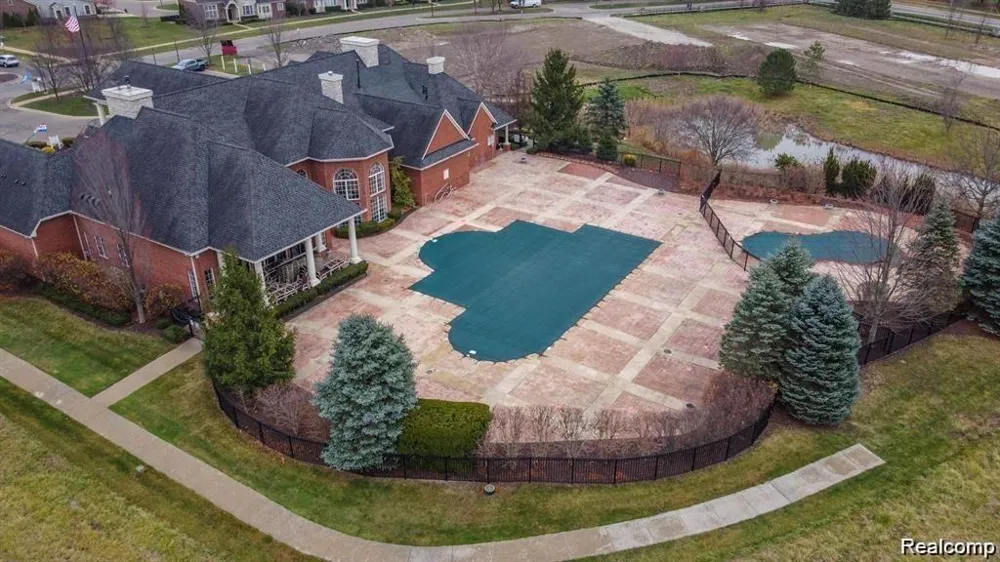 1265 Old Colony Lane Canton Charter Township, MI 48187