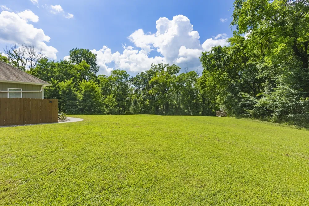 1600 Ledford Rd Lewisburg, TN 37091