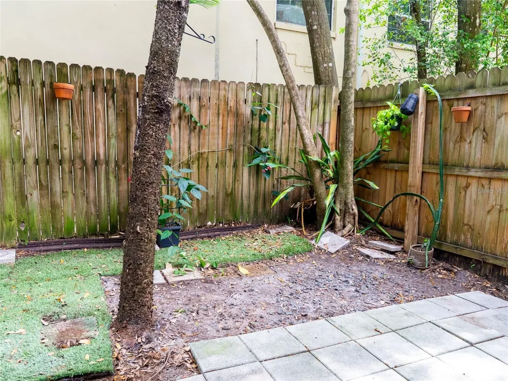 517 S SUMMERLIN AVENUE Orlando, FL 32801