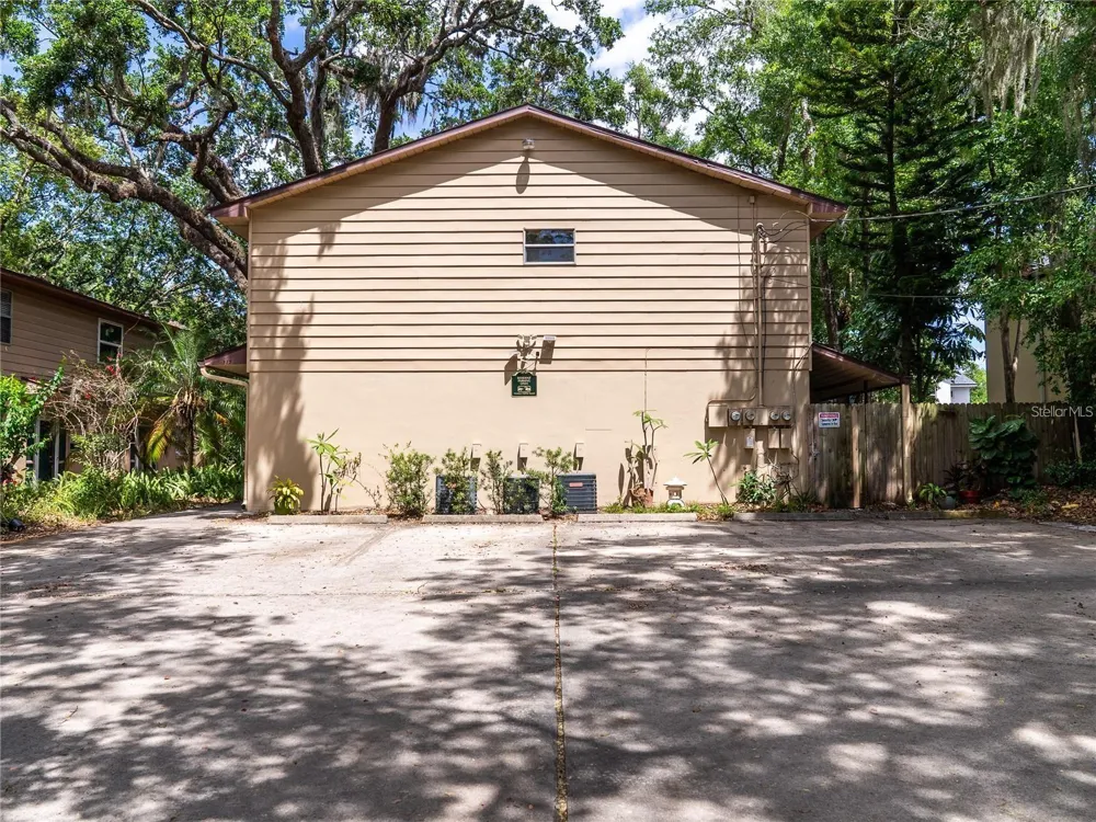 517 S SUMMERLIN AVENUE Orlando, FL 32801