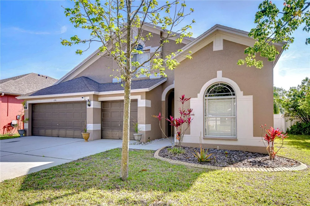 6716 BLUFF MEADOW COURT Wesley Chapel, FL 33545