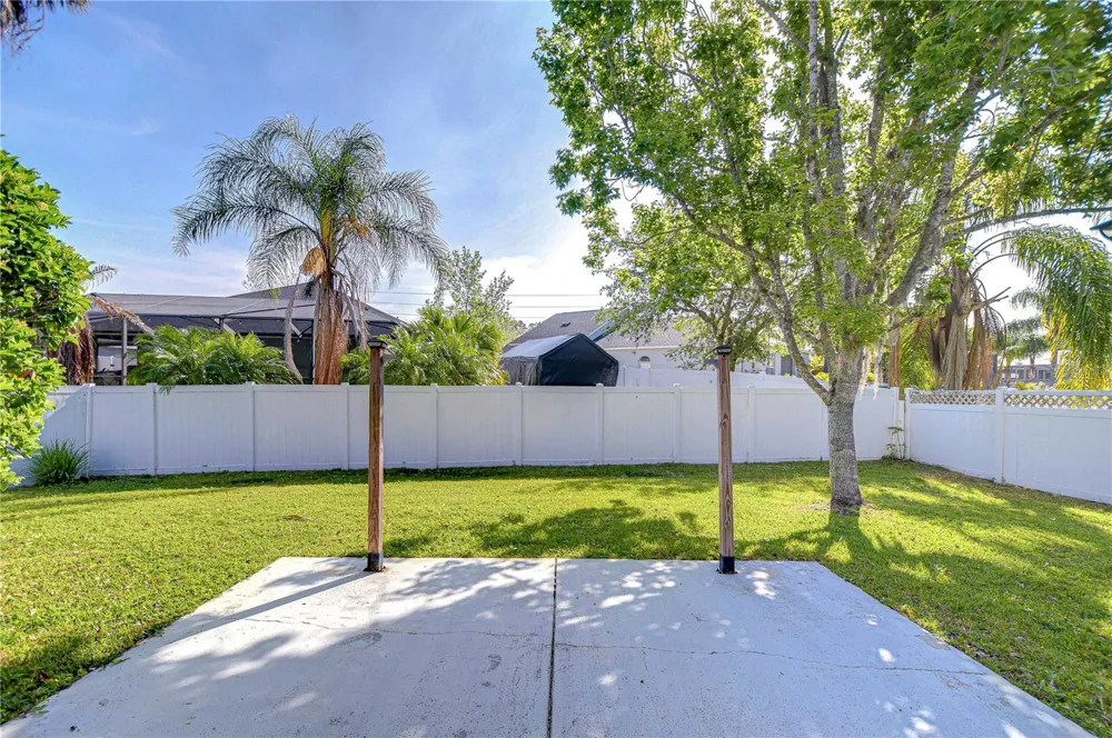6716 BLUFF MEADOW COURT Wesley Chapel, FL 33545
