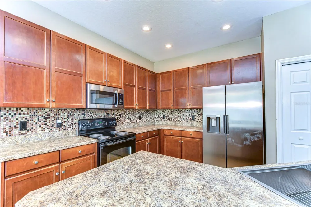 6716 BLUFF MEADOW COURT Wesley Chapel, FL 33545