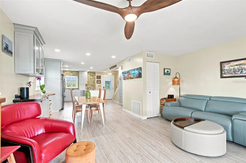 245 116TH AVENUE #245 Treasure Island, FL 33706