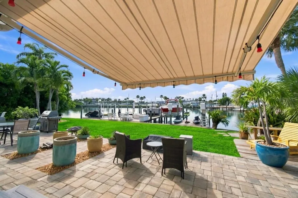 245 116TH AVENUE #245 Treasure Island, FL 33706