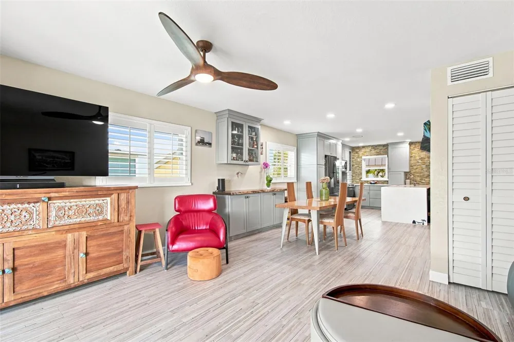 245 116TH AVENUE #245 Treasure Island, FL 33706