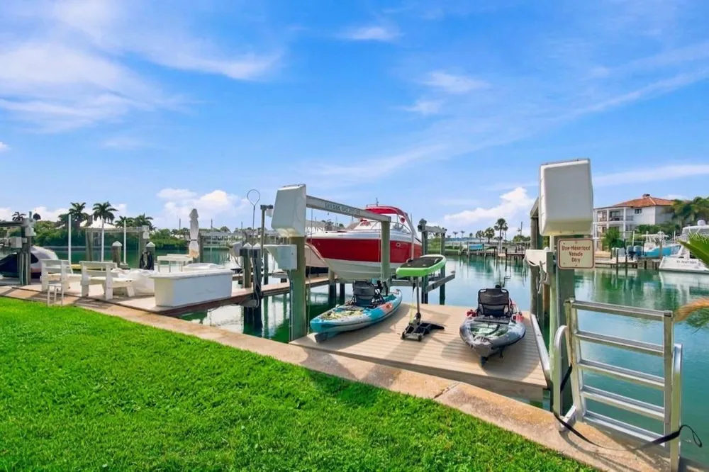 245 116TH AVENUE #245 Treasure Island, FL 33706
