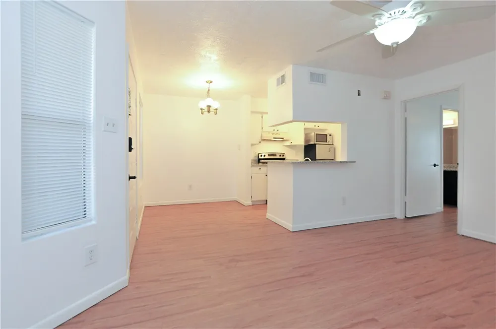 4441 Old College Road #8107 Bryan, TX 77801