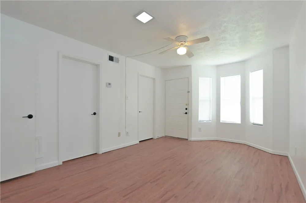 4441 Old College Road #8107 Bryan, TX 77801