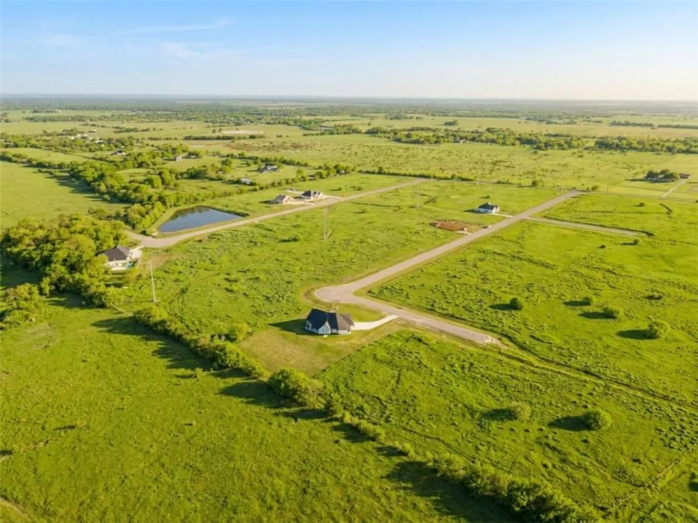 4666 Deadwood Lane Bryan, TX 77808