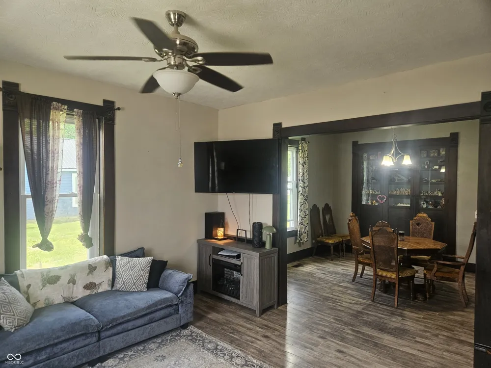 104 W Poplar Street North Vernon, IN 47265