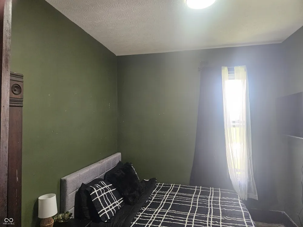 104 W Poplar Street North Vernon, IN 47265