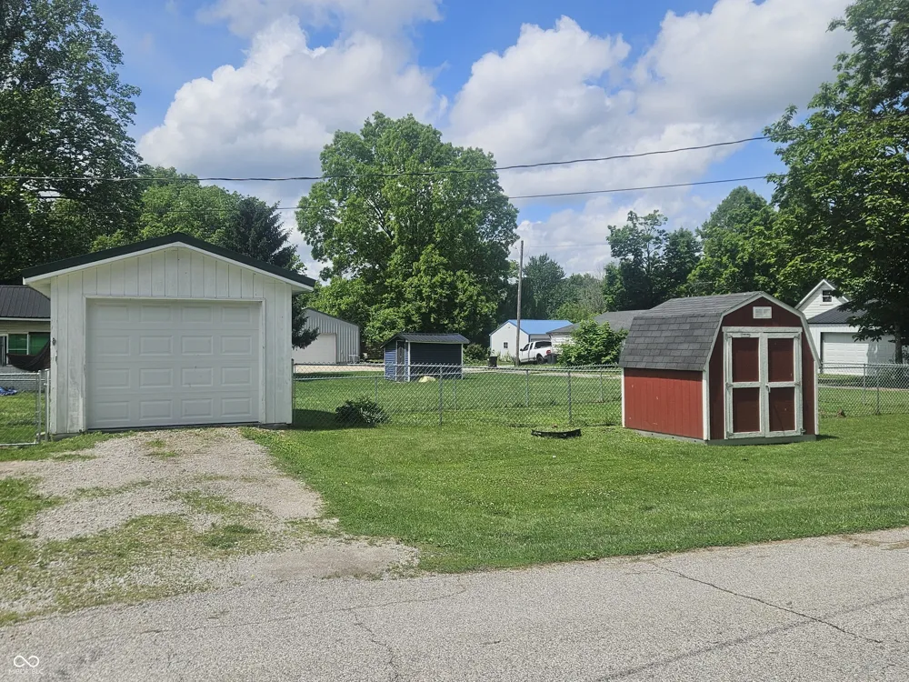 104 W Poplar Street North Vernon, IN 47265