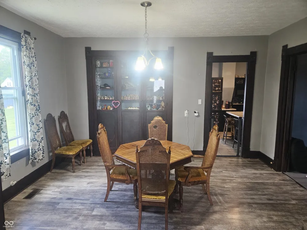 104 W Poplar Street North Vernon, IN 47265
