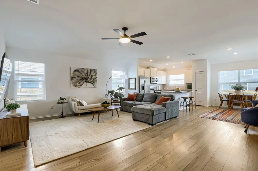 452 Perfect World Loop Jarrell, TX 76537