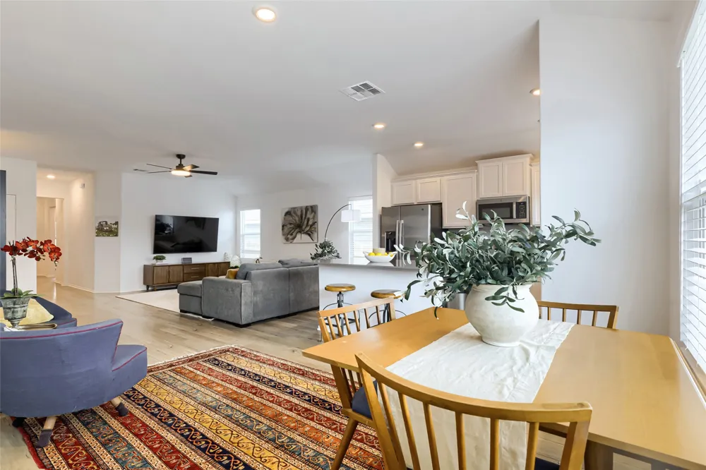 452 Perfect World Loop Jarrell, TX 76537