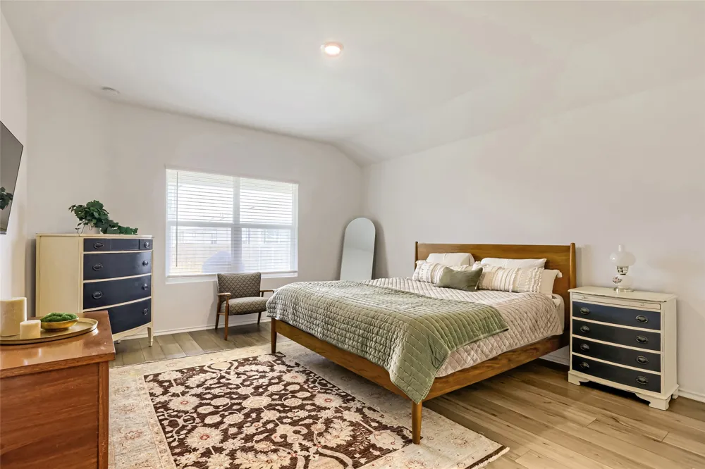 452 Perfect World Loop Jarrell, TX 76537