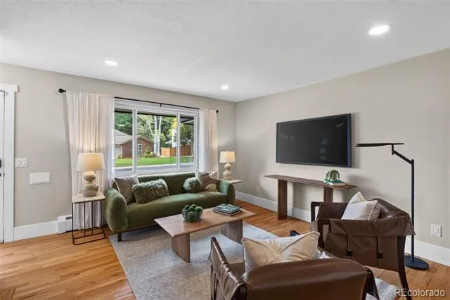 6831 E Ithaca Place Denver, CO 80237