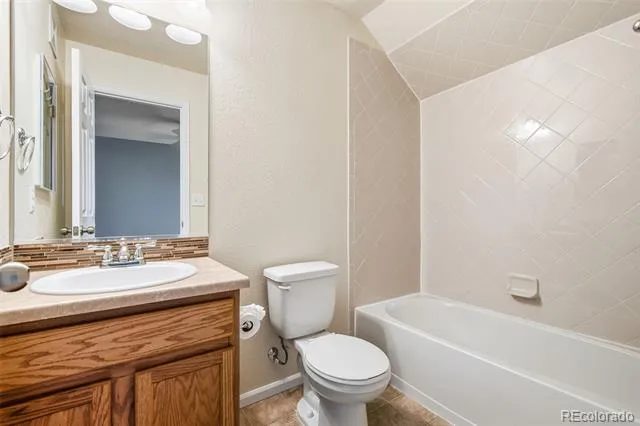 14300 Waterside Lane #T1 Broomfield, CO 80023