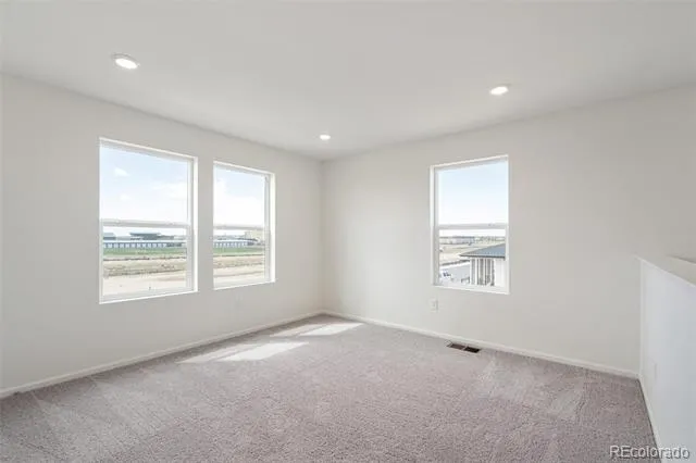 47389 Magnolia Avenue Bennett, CO 80102