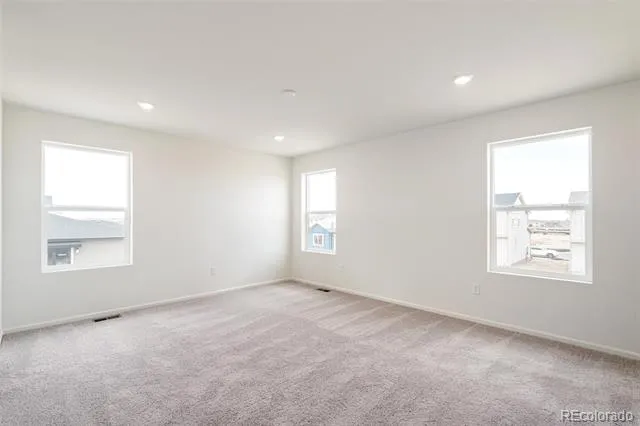 47389 Magnolia Avenue Bennett, CO 80102