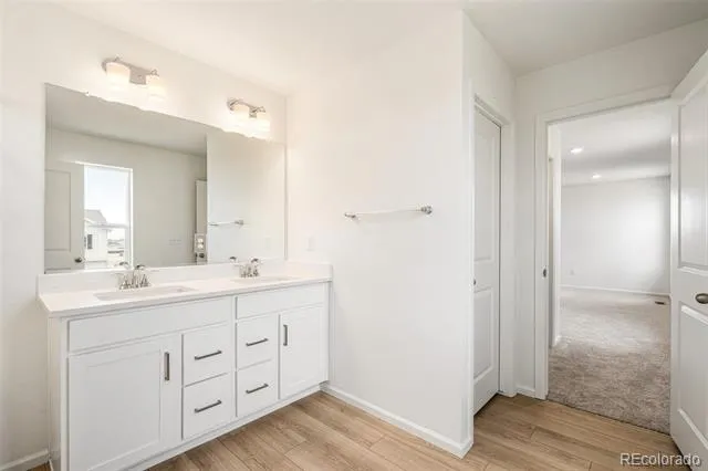 47389 Magnolia Avenue Bennett, CO 80102