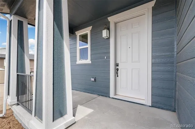 47389 Magnolia Avenue Bennett, CO 80102