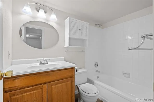 3330 S Ammons Street #10-101 Lakewood, CO 80227
