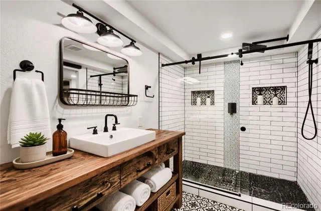 10066 Teton Court Lone Tree, CO 80124