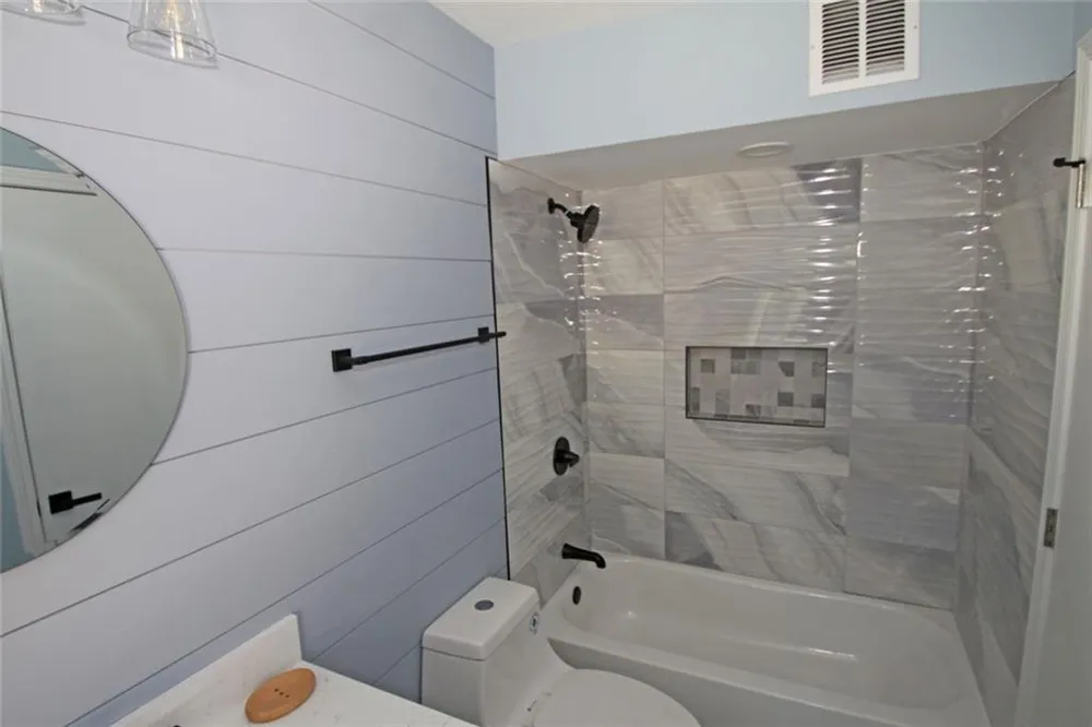 346 Carpenter Drive NE #32 Sandy Springs, GA 30328