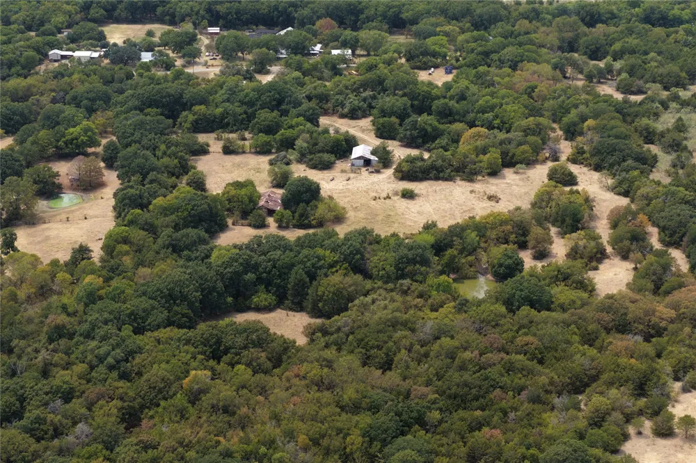 455 James Road Ferris, TX 75125