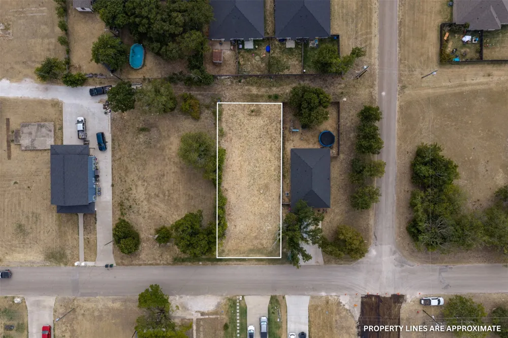 205 Garfield Street McGregor, TX 76657