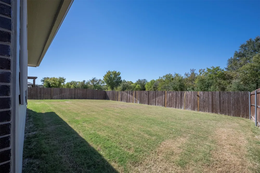 2544 Doe Run Weatherford, TX 76087