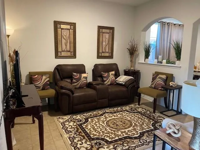 4611 Monarch Blue Lane Fresno, TX 77545