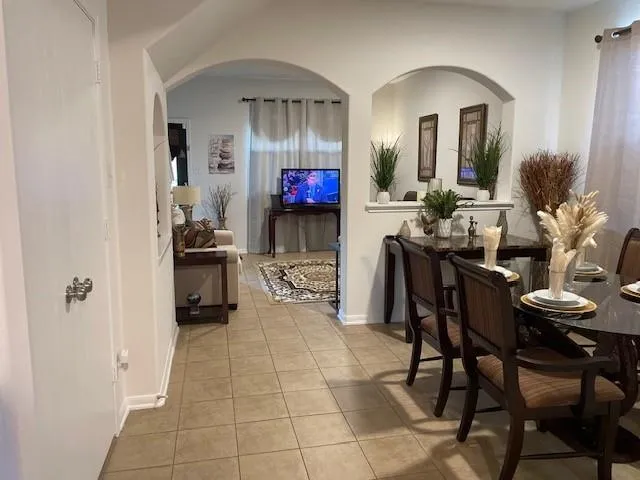 4611 Monarch Blue Lane Fresno, TX 77545
